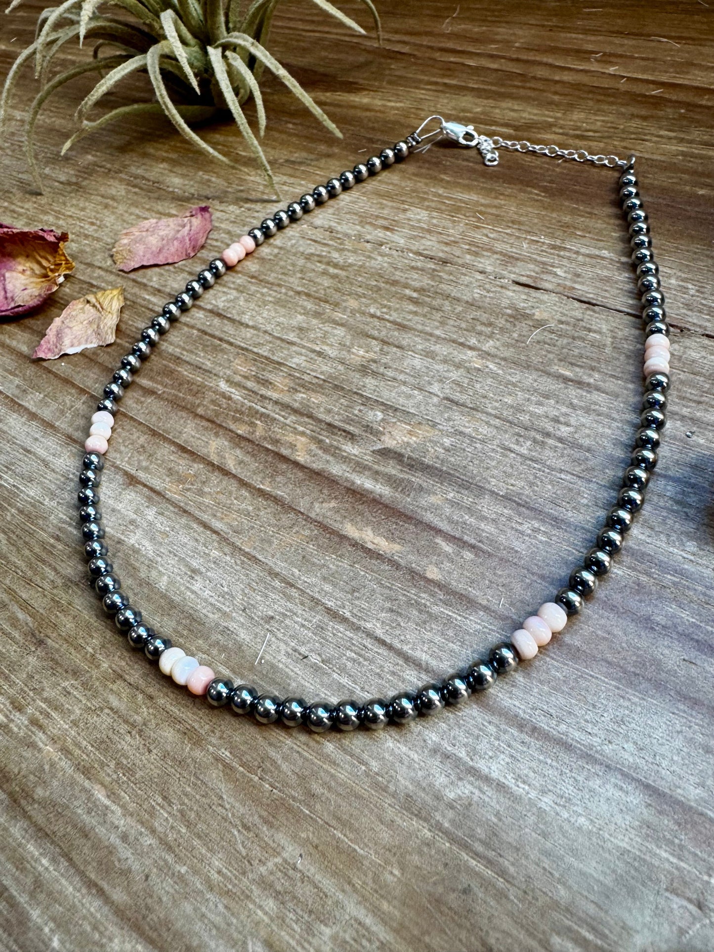 Sterling Silver Pearls choker with pink conch