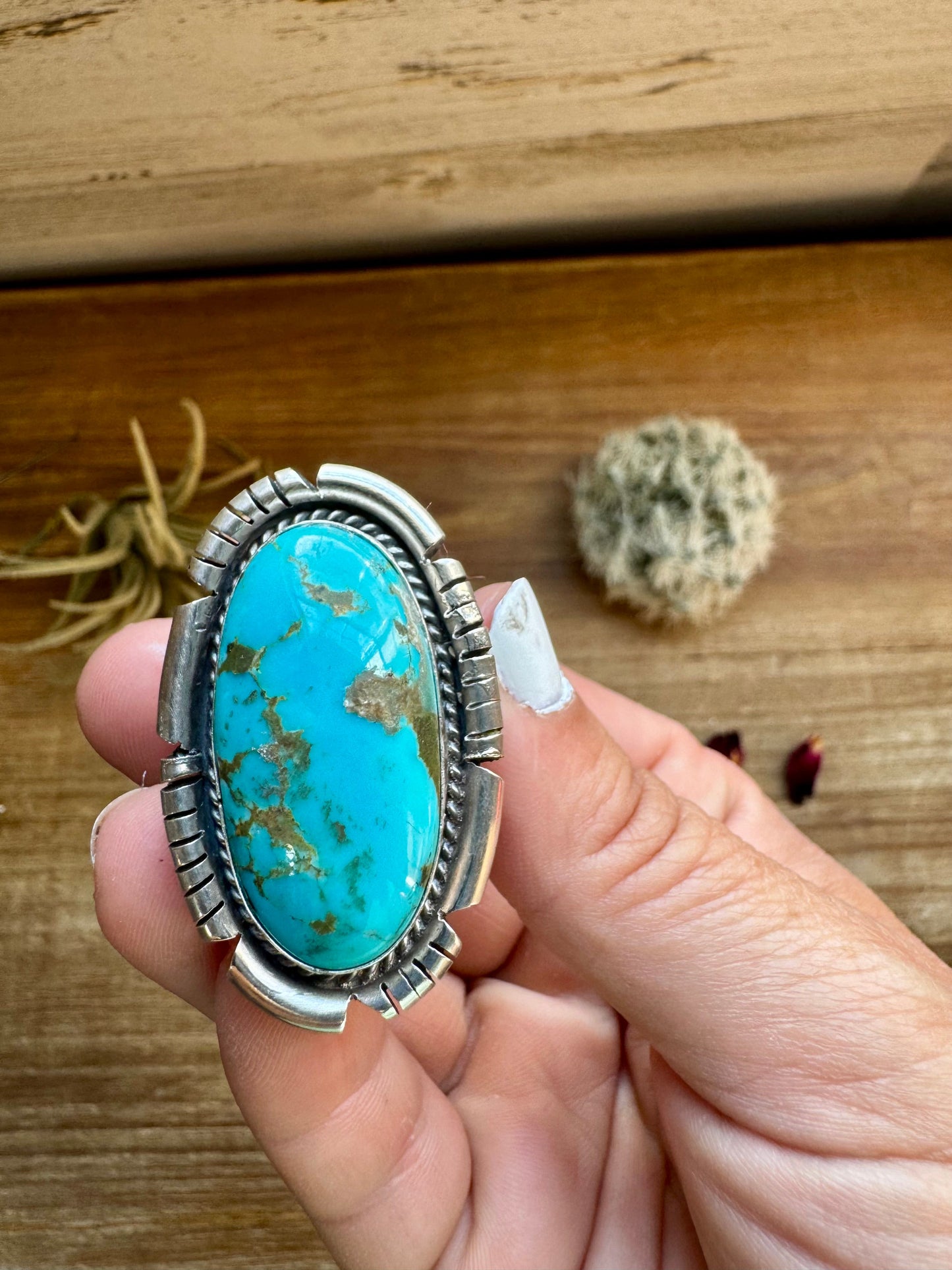 Big oval Kingman turquoise ring and sterling silver